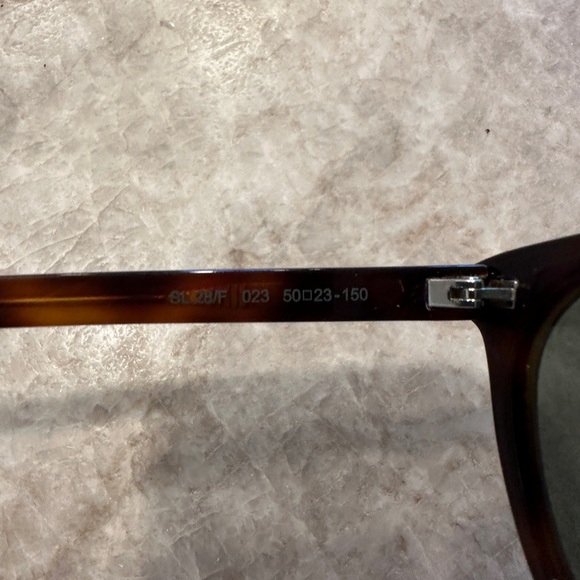 Saint Laurent SL28 in tortoise with case - Picture 4 of 4